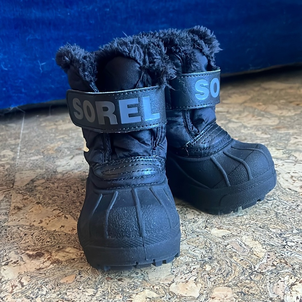 Sorel Toddler Snow Boots size 5